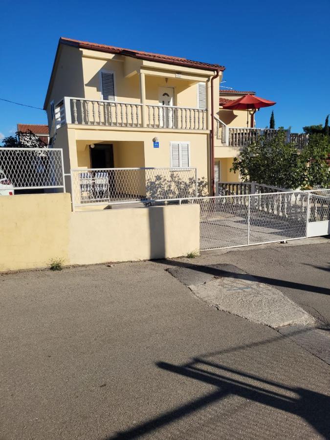 Mala Vila Seline Extérieur photo