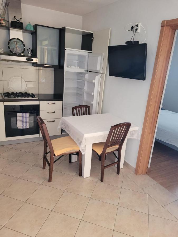 Mala Vila Seline Extérieur photo